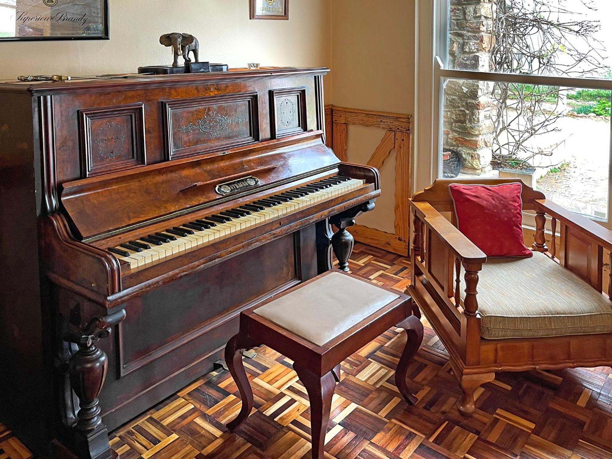 אדו Zuurberg Mountain Village מראה חיצוני תמונה